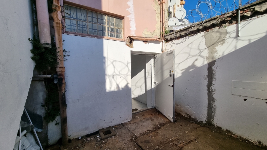 Commercial Property for Sale in Woodstock Western Cape